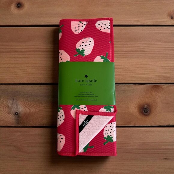 KATE SPADE Set of 2 Reversible Strawberry Fruit Drying Mats NEW NWT - Picture 1 of 6